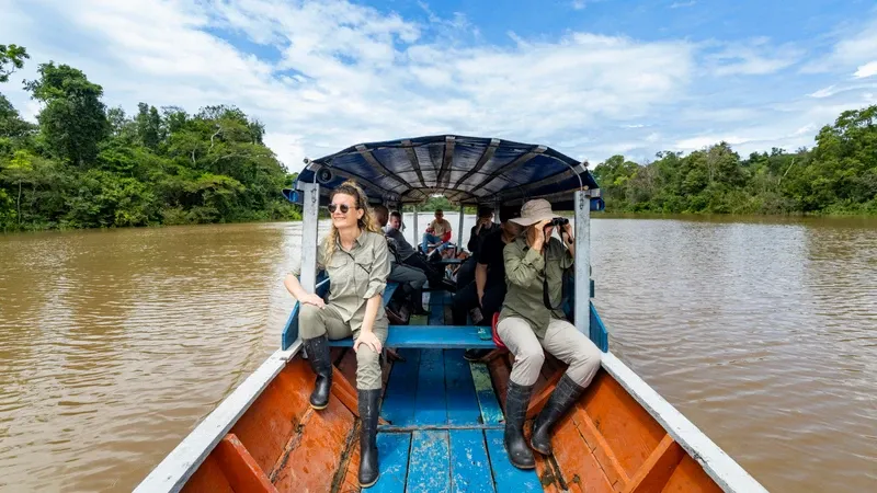Travelers on an Amazon tour with Amazon Jungle Trips | Amazon Jungle Trips