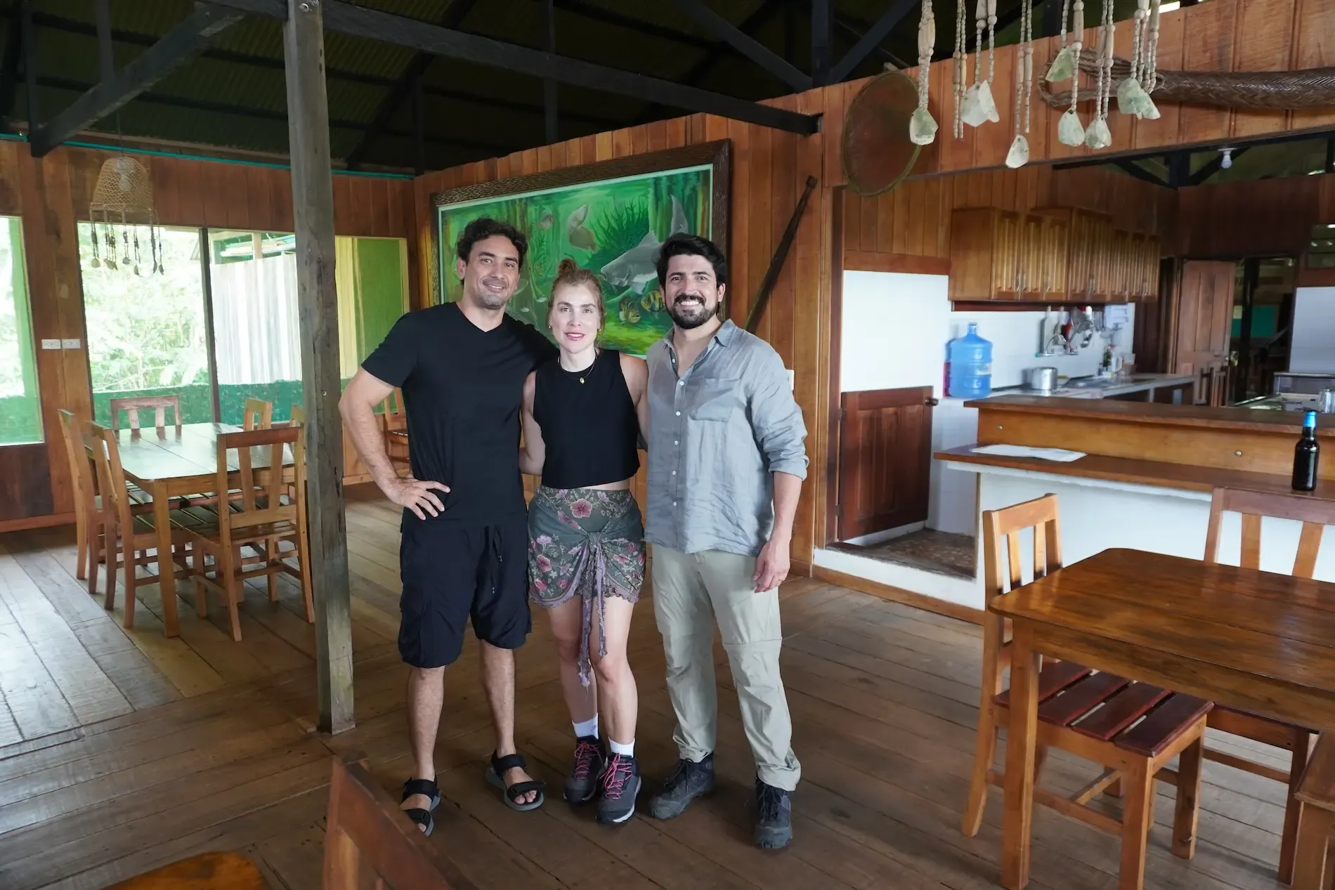 Rest area with dining room and kitchen at Zacambú Eco Lodge | Amazon Jungle Trips